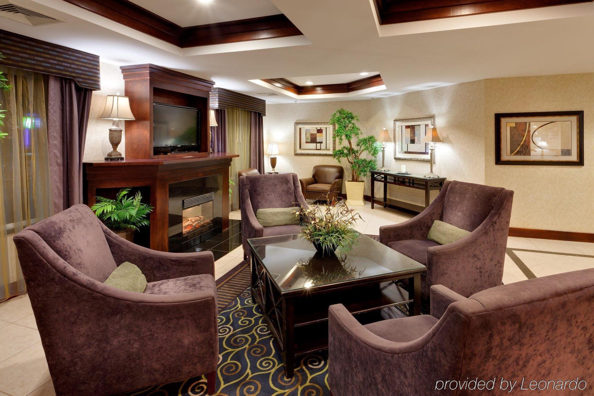 Holiday Inn Express Tower Center New Brunswick By Ihg East Brunswick Kültér fotó
